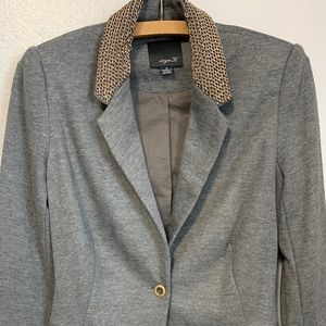 Aryn K woman’s blazer gray bronze chains size Medium